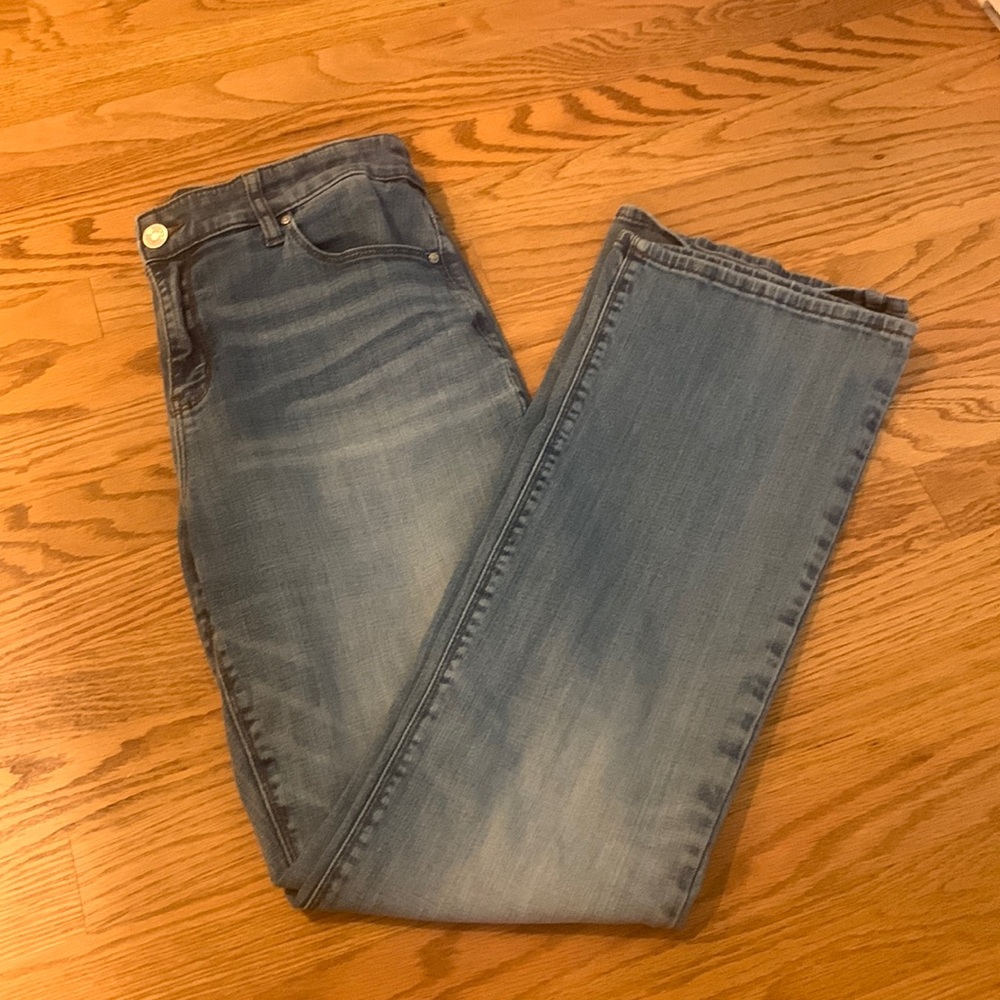 Chico’s Bootcut Jeans (Light/ Med Wash)- Size 1R (8R)